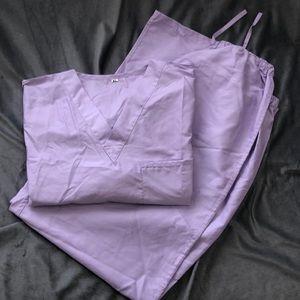 Lavender V-Neck Women's Scrub Set - Top & Drawstring Pants